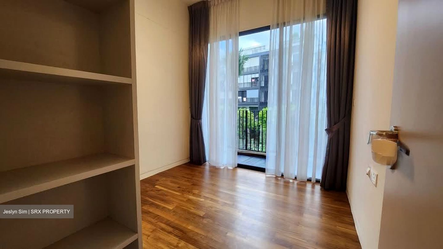 Village @ Pasir Panjang (D5), Condominium #539094531